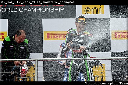 sbk_baz_017_wsbk_2014_angleterre_donington.jpg