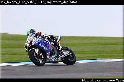 sbk_laverty_015_wsbk_2014_angleterre_donington.jpg