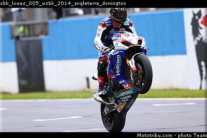 sbk_lowes_005_wsbk_2014_angleterre_donington.jpg