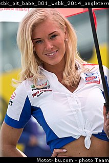 sbk_pit_babe_001_wsbk_2014_angleterre_donington.jpg