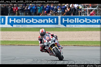 sbk_rea_008_wsbk_2014_angleterre_donington.jpg