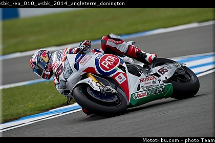 sbk_rea_010_wsbk_2014_angleterre_donington.jpg