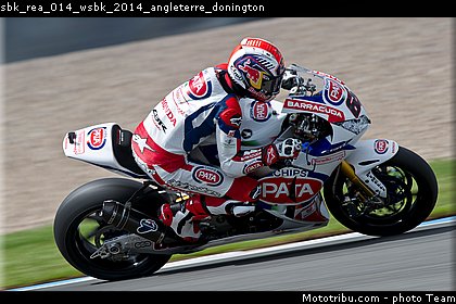 sbk_rea_014_wsbk_2014_angleterre_donington.jpg
