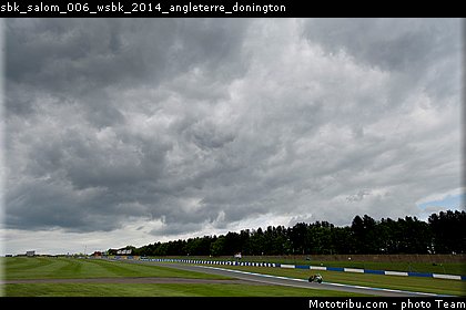 sbk_salom_006_wsbk_2014_angleterre_donington.jpg