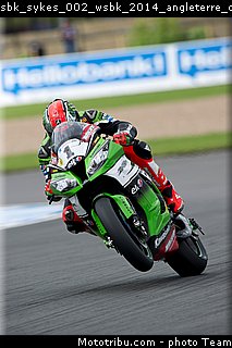 sbk_sykes_002_wsbk_2014_angleterre_donington.jpg
