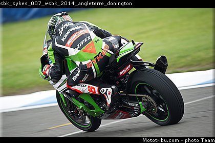 sbk_sykes_007_wsbk_2014_angleterre_donington.jpg