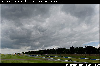 sbk_sykes_013_wsbk_2014_angleterre_donington.jpg