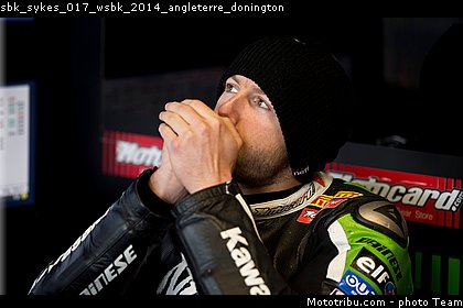 sbk_sykes_017_wsbk_2014_angleterre_donington.jpg
