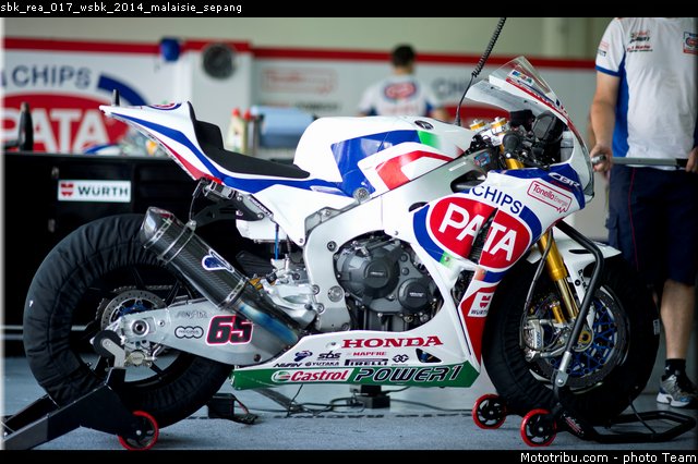sbk_rea_017_wsbk_2014_malaisie_sepang