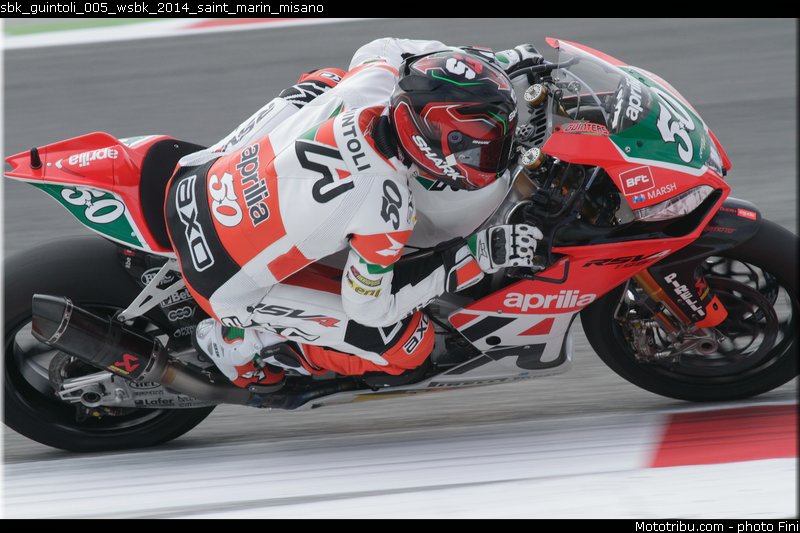 sbk_guintoli_005_wsbk_2014_saint_marin_misano