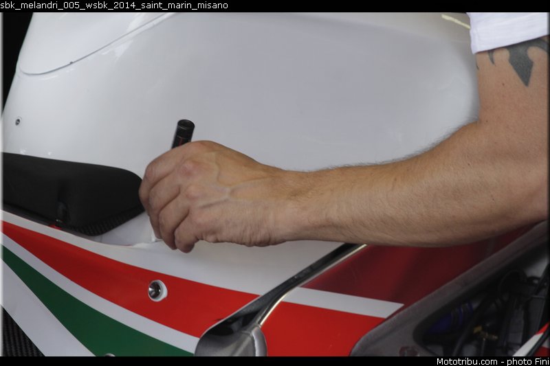 sbk_melandri_005_wsbk_2014_saint_marin_misano