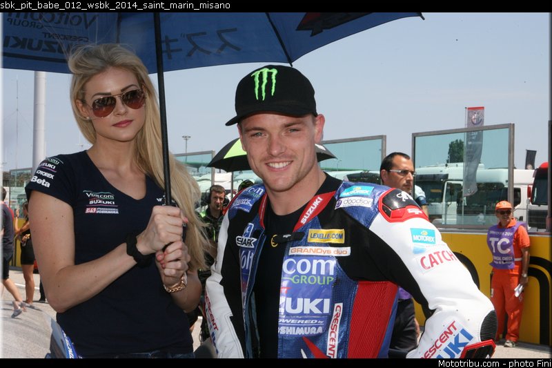 sbk_pit_babe_012_wsbk_2014_saint_marin_misano
