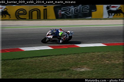 sbk_barrier_009_wsbk_2014_saint_marin_misano.jpg