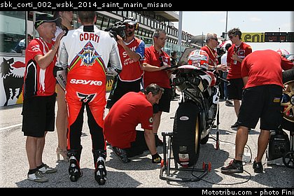 sbk_corti_002_wsbk_2014_saint_marin_misano.jpg