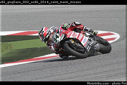 sbk_giugliano_002_wsbk_2014_saint_marin_misano.jpg