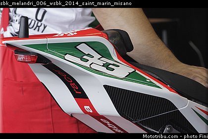 sbk_melandri_006_wsbk_2014_saint_marin_misano.jpg