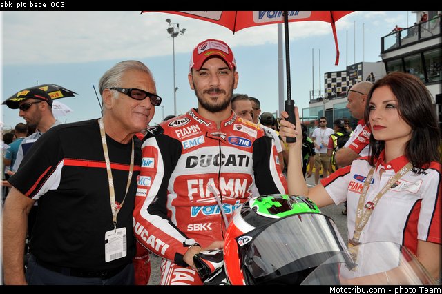 sbk_pit_babe_003