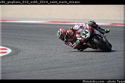 sbk_giugliano_010_wsbk_2014_saint_marin_misano.jpg
