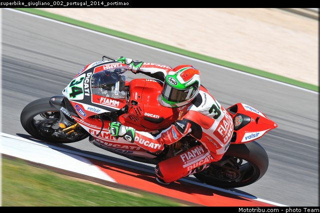 superbike_giugliano_002_portugal_2014_portimao