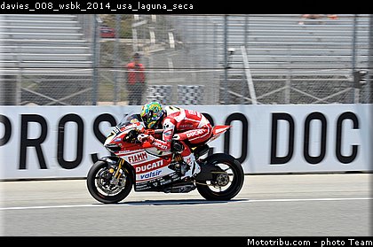 davies_008_wsbk_2014_usa_laguna_seca.jpg