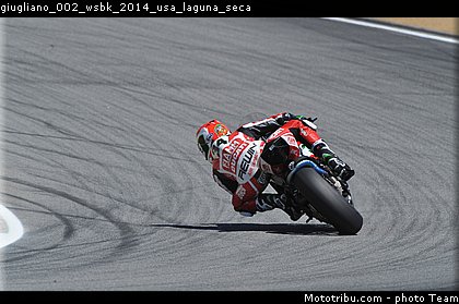 giugliano_002_wsbk_2014_usa_laguna_seca.jpg
