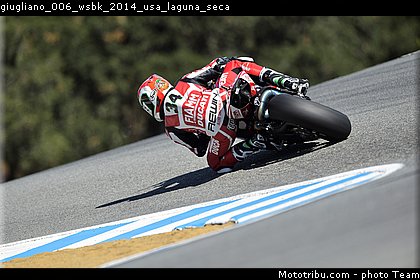 giugliano_006_wsbk_2014_usa_laguna_seca.jpg