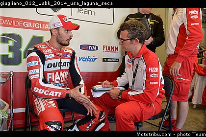 giugliano_012_wsbk_2014_usa_laguna_seca.jpg