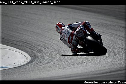 rea_003_wsbk_2014_usa_laguna_seca.jpg