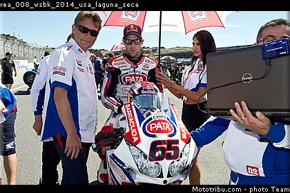 rea_008_wsbk_2014_usa_laguna_seca.jpg
