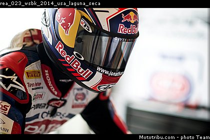 rea_023_wsbk_2014_usa_laguna_seca.jpg