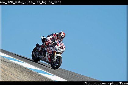 rea_028_wsbk_2014_usa_laguna_seca.jpg