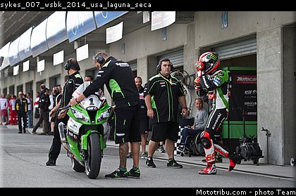 sykes_007_wsbk_2014_usa_laguna_seca.jpg