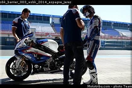 sbk_barrier_003_wsbk_2014_espagne_jerez.jpg
