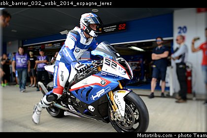 sbk_barrier_032_wsbk_2014_espagne_jerez.jpg