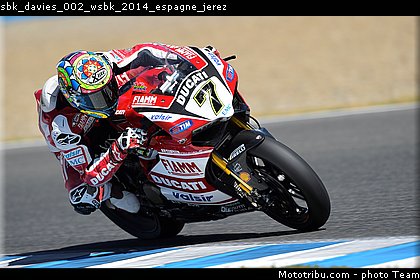 sbk_davies_002_wsbk_2014_espagne_jerez.jpg