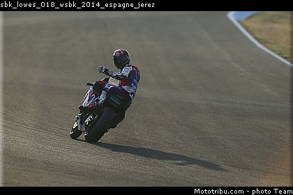 sbk_lowes_018_wsbk_2014_espagne_jerez.jpg