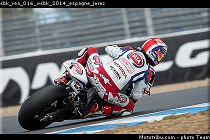 sbk_rea_016_wsbk_2014_espagne_jerez.jpg