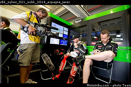 sbk_sykes_021_wsbk_2014_espagne_jerez.jpg