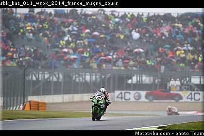 sbk_baz_011_wsbk_2014_france_magny_cours.jpg