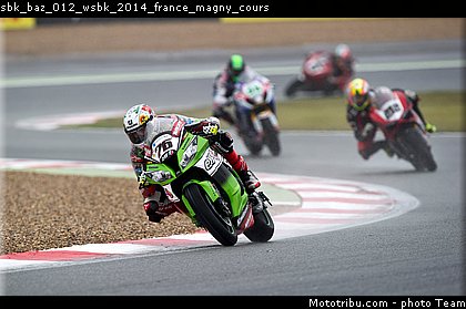 sbk_baz_012_wsbk_2014_france_magny_cours.jpg