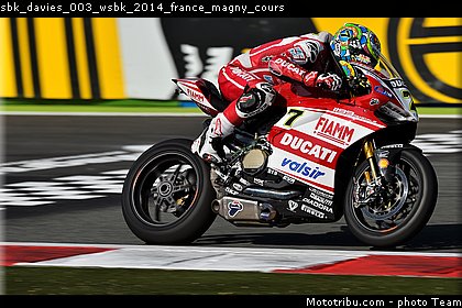 sbk_davies_003_wsbk_2014_france_magny_cours.jpg