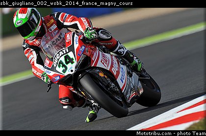 sbk_giugliano_002_wsbk_2014_france_magny_cours.jpg