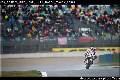 sbk_haslam_009_wsbk_2014_france_magny_cours.jpg