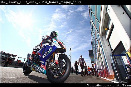 sbk_laverty_009_wsbk_2014_france_magny_cours.jpg
