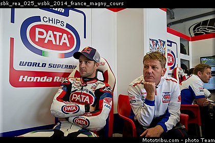 sbk_rea_025_wsbk_2014_france_magny_cours.jpg