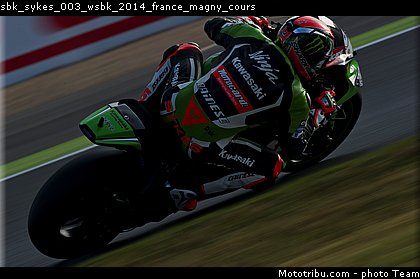 sbk_sykes_003_wsbk_2014_france_magny_cours.jpg