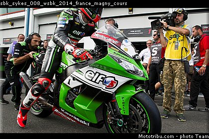 sbk_sykes_008_wsbk_2014_france_magny_cours.jpg