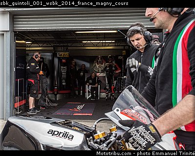 sbk_guintoli_001_wsbk_2014_france_magny_cours.jpg