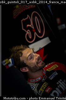 sbk_guintoli_017_wsbk_2014_france_magny_cours.jpg