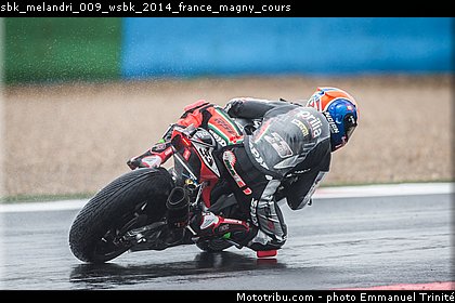 sbk_melandri_009_wsbk_2014_france_magny_cours.jpg